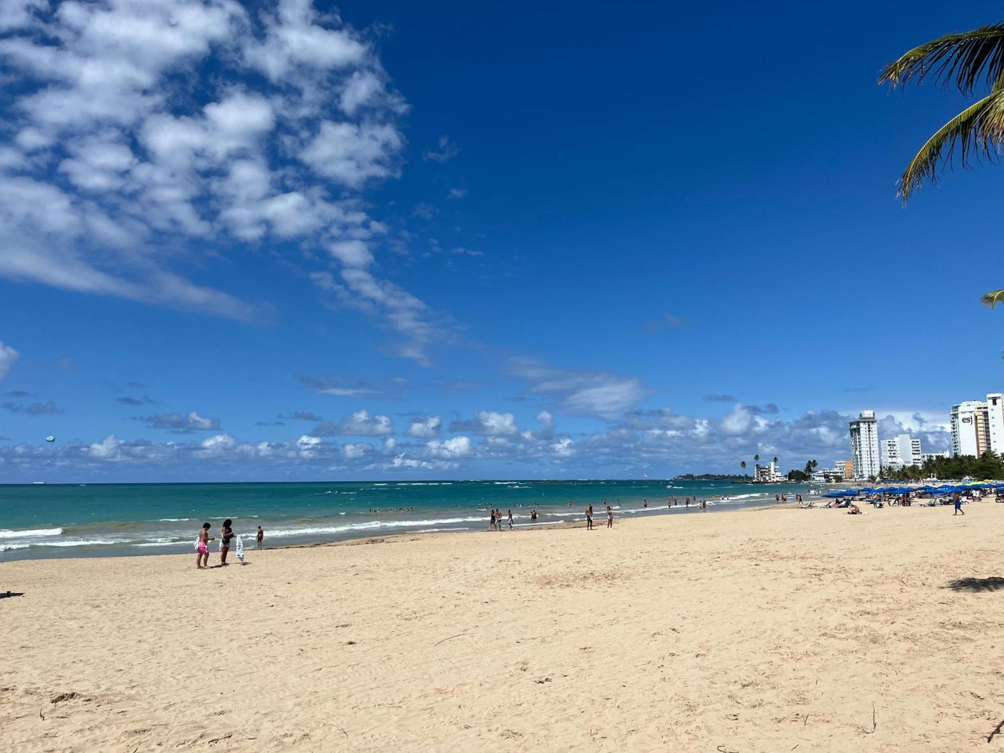 Posada Centric Studio Isla Verde San Juan Exterior photo